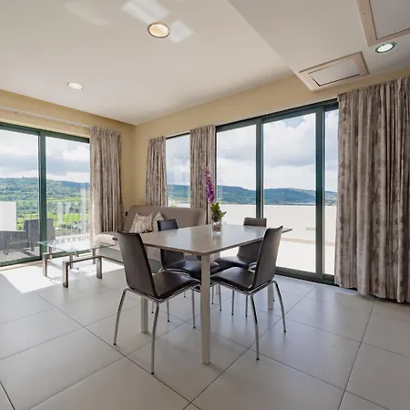 Xemxija Bay Hotel 3*