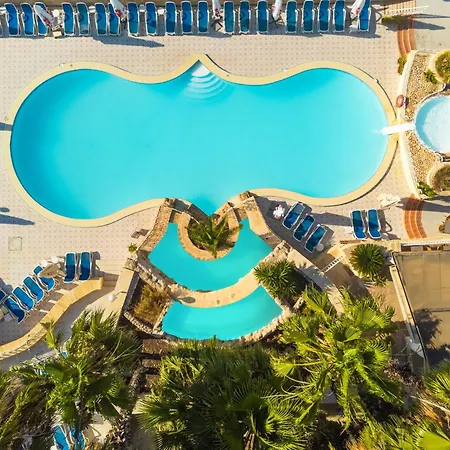 Hotel Xemxija Bay