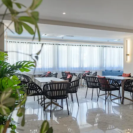 Hotel Xemxija Bay 3*