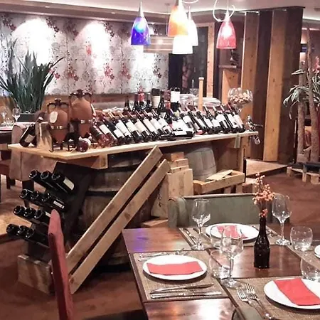 酒店 Xemxija Bay 3*