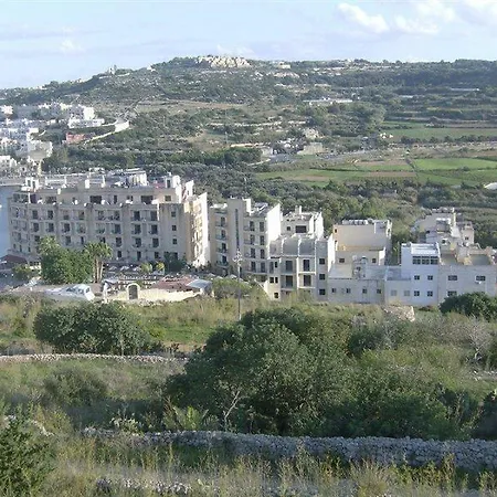 Xemxija Bay San Pawl il-Baħar