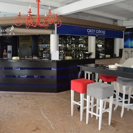 Hotel Xemxija Bay 3*