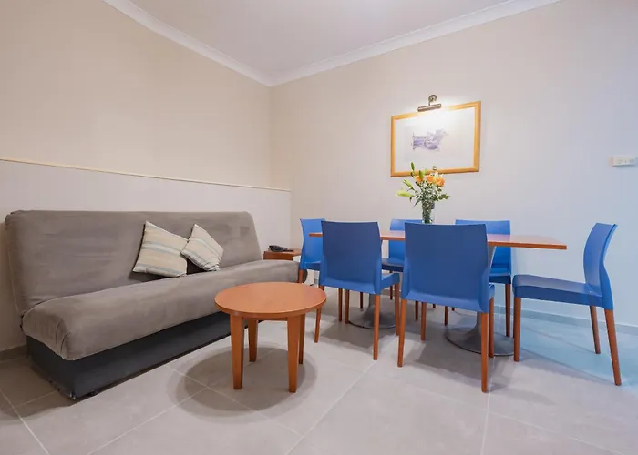 Xemxija Bay San Pawl il-Baħar