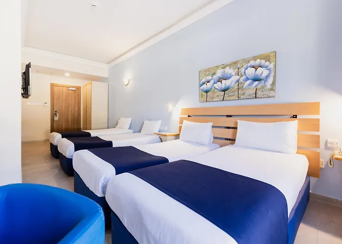 Xemxija Bay 圣保罗湾城