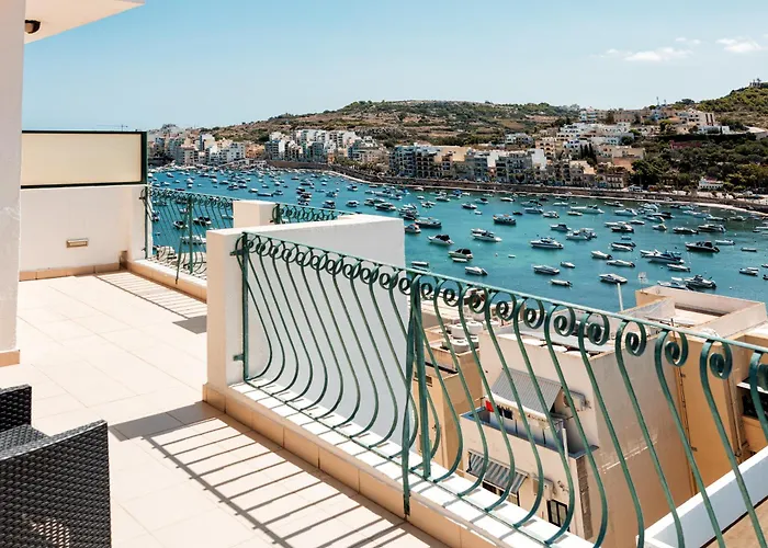 Xemxija Bay 圣保罗湾城