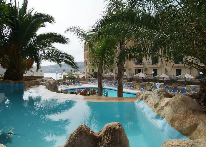 Xemxija Bay San Pawl il-Baħar