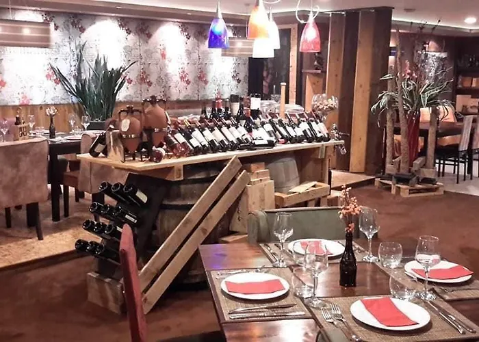 Szálloda Xemxija Bay 3*