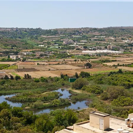 Hotel Xemxija Bay