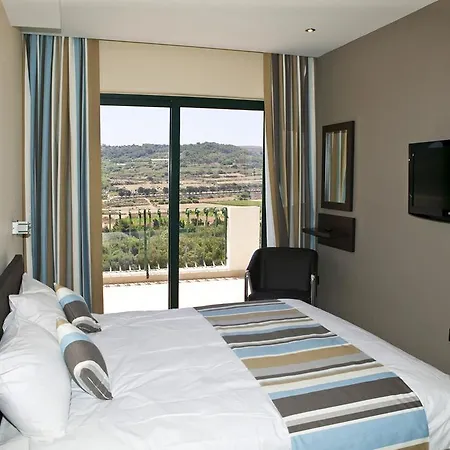 Hotel Xemxija Bay